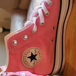 High top ladies converse sneakers